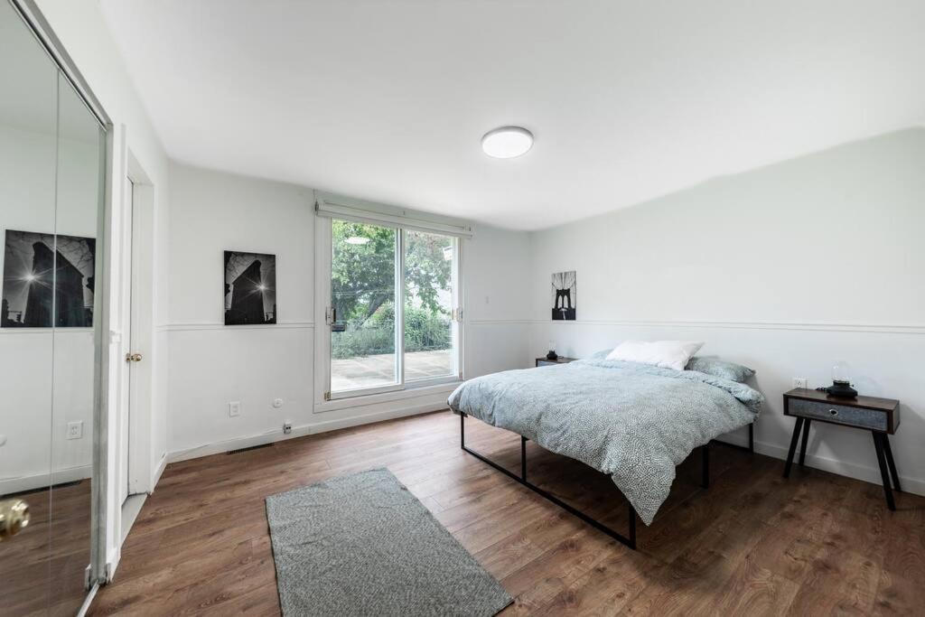 Spacious 4Br House Close To Dt Lejlighed Brossard Eksteriør billede